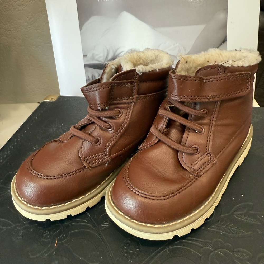 Old Navy Brown Leather Toddler Boots